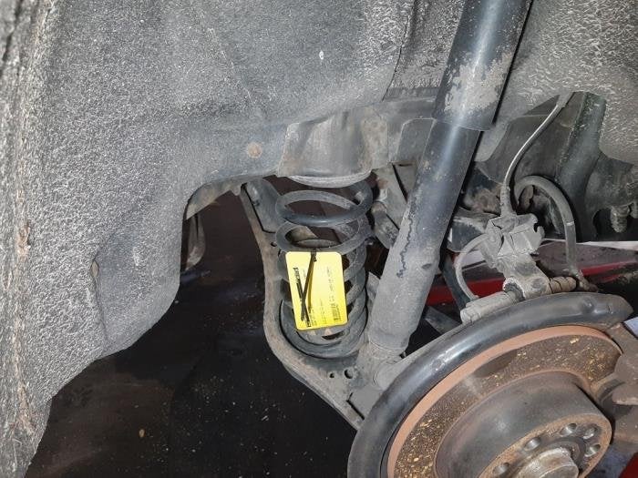 Ressort de flexion arrière d'un Skoda Yeti, -, -, 3 mois de garantie, Utilisé