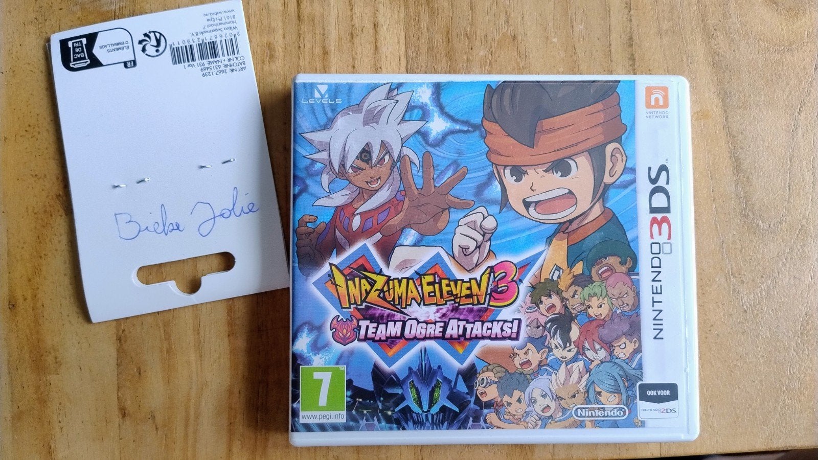 inazuma eleven 3 team ogre attacks! Nintendo 3DS game, Games en Spelcomputers, Online, 1 speler, Ophalen of Verzenden, Zo goed als nieuw