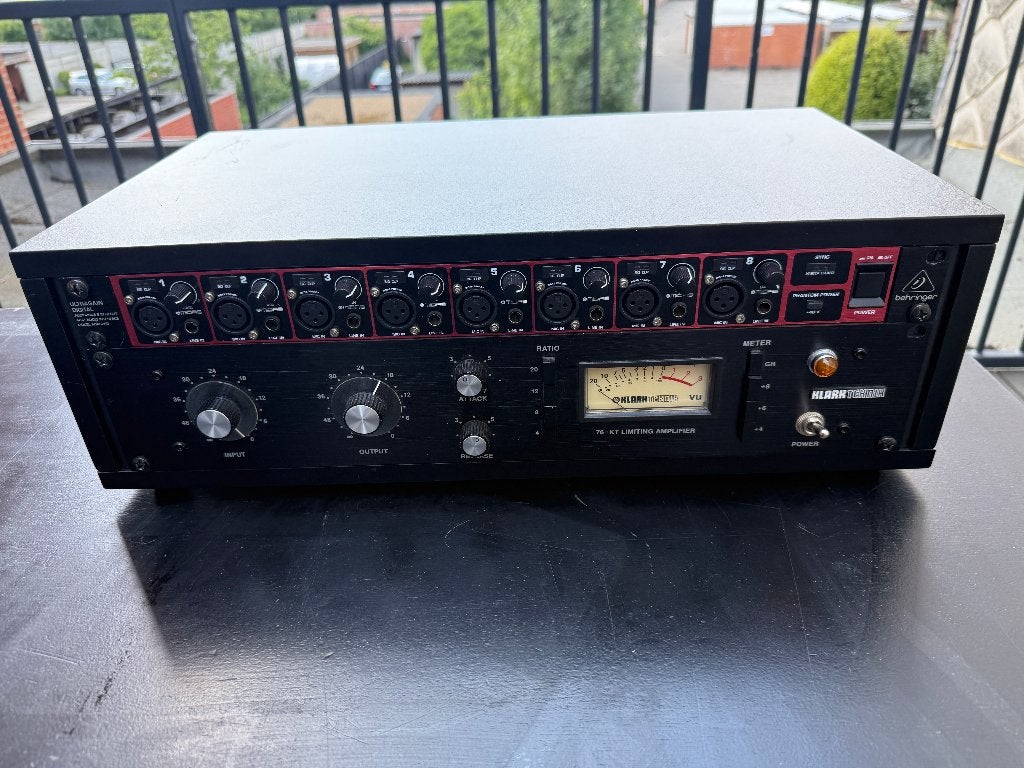 Klark Teknik KT-76 – Classic FET compressor (1176-style), Muziek en Instrumenten, Effecten, Ophalen, Gebruikt, Compressor