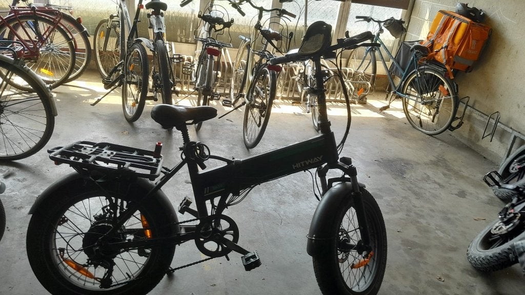 Vélo pliant électrique - Fatbike - 2 batteries - 550€, Vélos & Vélomoteurs, Autres marques, Moins de 47 cm, 50 km par batterie ou plus