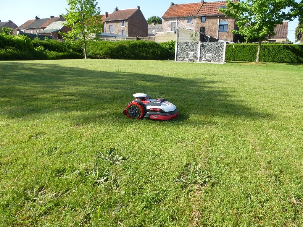 grasrobot met gps KRESS K173E, Tuin en Terras, Robotmaaiers, Zo goed als nieuw, Ophalen