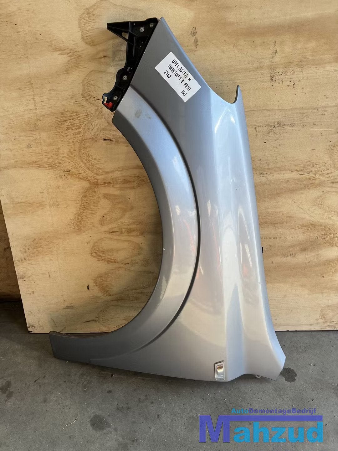 OPEL ASTRA H TWINTOP GRIJS Z163 links voorscherm 2005-2010, Gebruikt, Opel Automobile GmbH, Kontakt@opel-infoservice.de, Voor