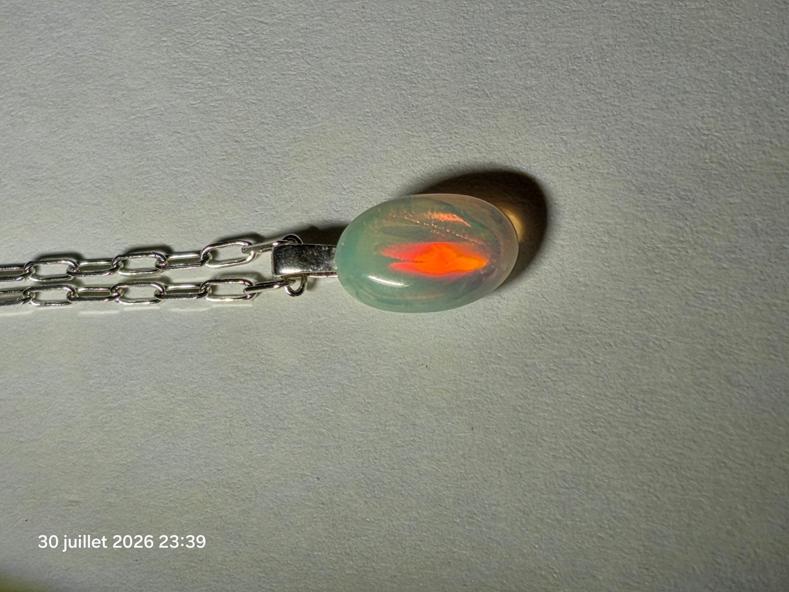 Pendentif en argent massif avec opale d'Éthiopie, Neuf, Enlèvement, Avec pierre précieuse, Argent