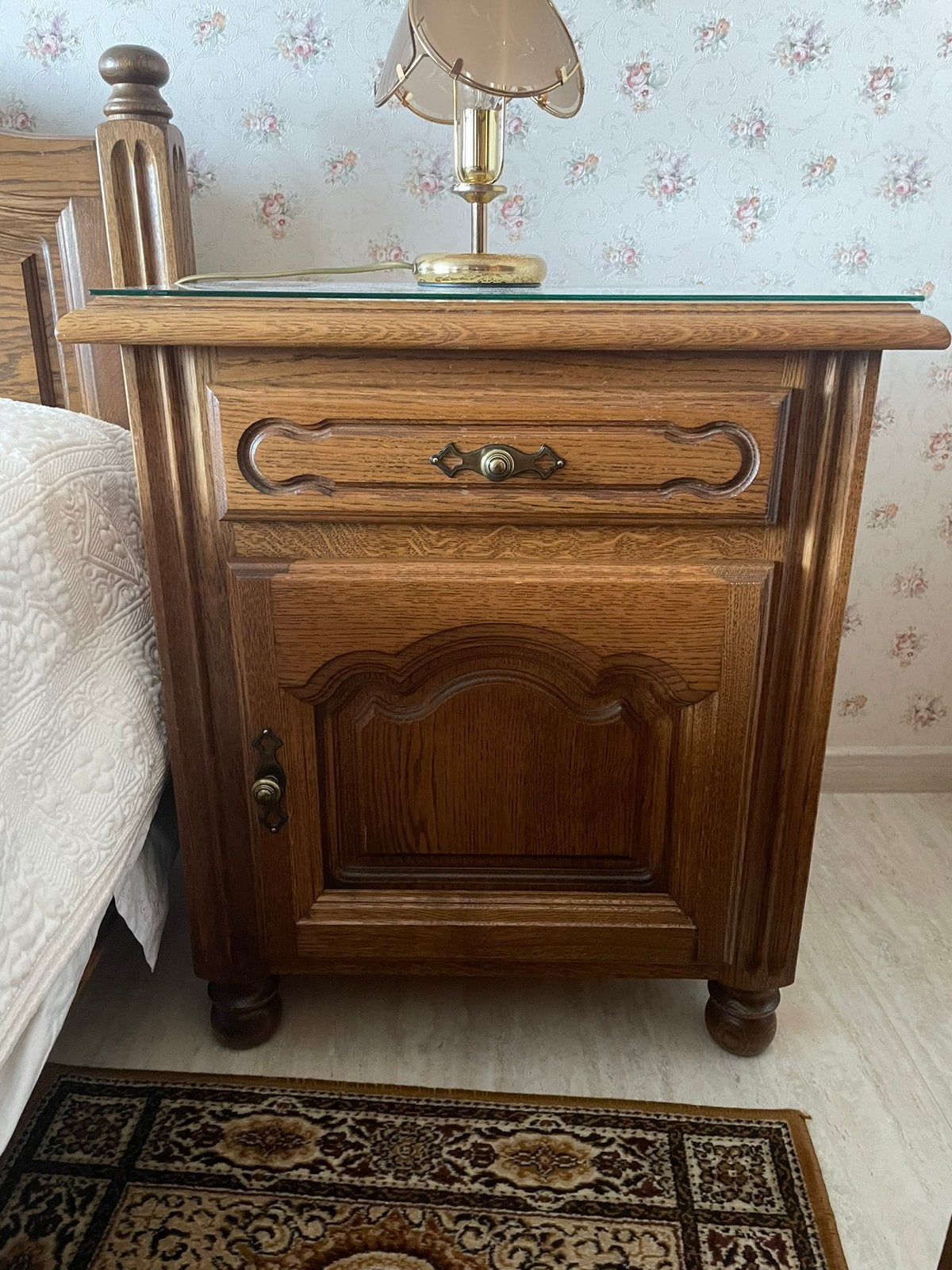 belle table de chevet en chêne, Enlèvement, Comme neuf