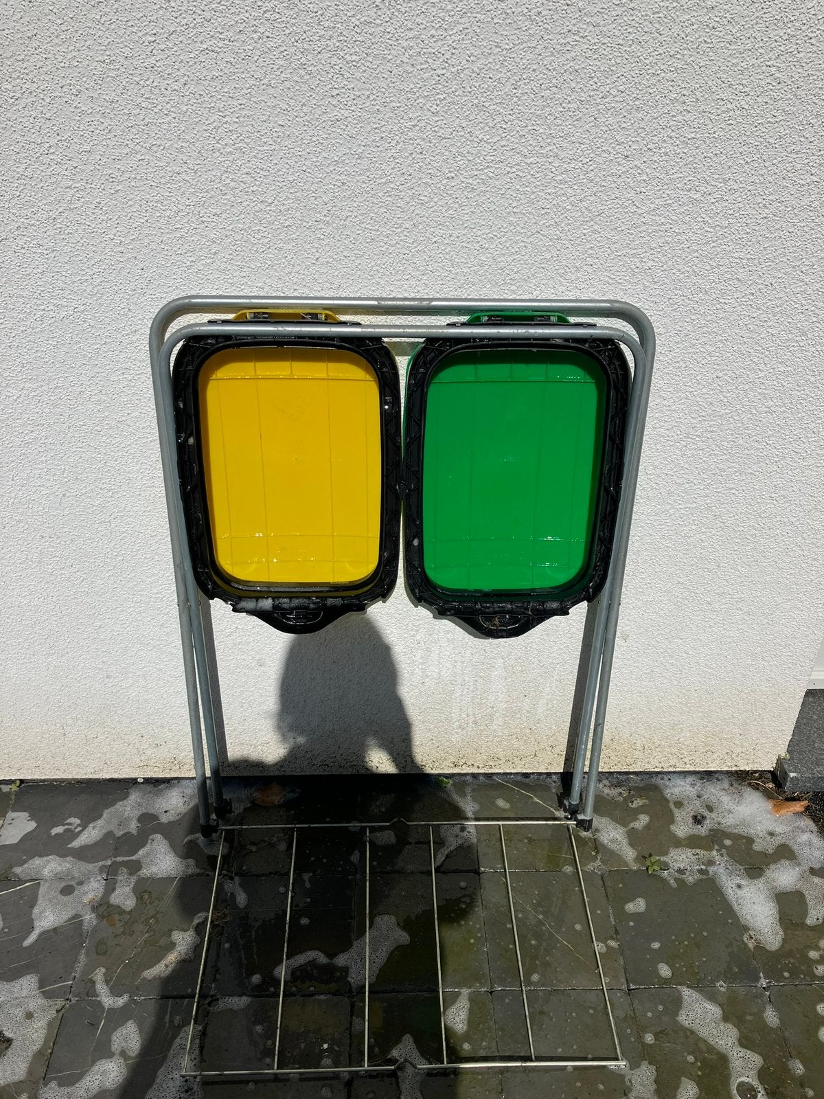 Porte poubelles, Enlèvement, Comme neuf
