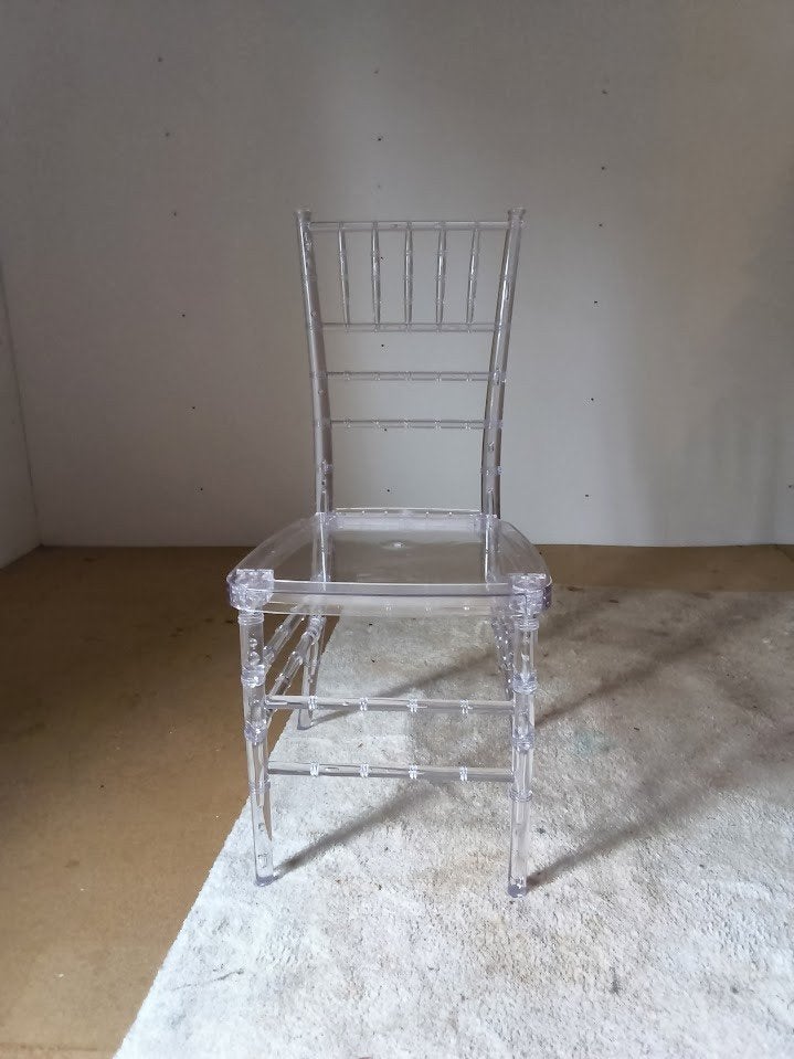 Chaise Chiavari / Tiffany transparente – Résine, Chiavari / Tiffany transparente, Autres couleurs, Comme neuf, Enlèvement