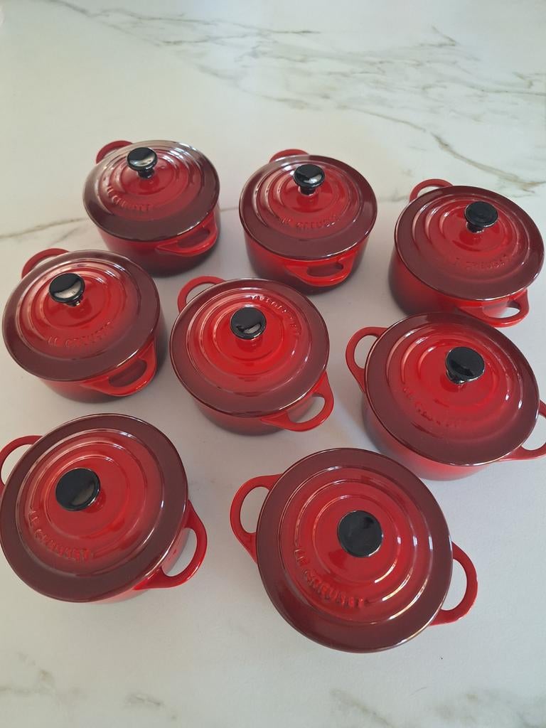Creuset Aardewerken mini pannetjes 8 stuks Kersenrood, Huis en Inrichting, Ophalen