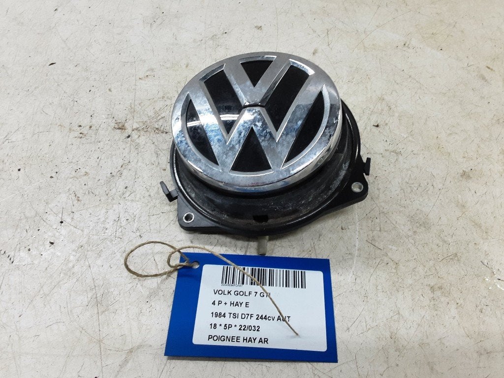 POIGNEE COFFRE / HAYON ARRIERE Golf VII (AUA) (5G9827469D), Utilisé, Volkswagen