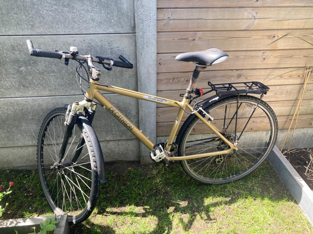 Hybride Decathlon Herenfiets Medium, Vélos & Vélomoteurs, Vélos | Hommes | Vélos de sport & Vélo de randonnée, Comme neuf, Enlèvement
