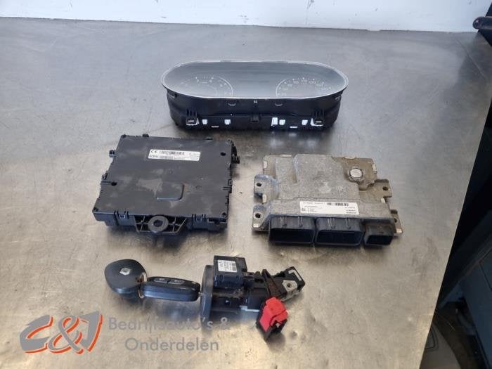Computer Motormanagement van een Renault Master, Auto-onderdelen, Motor en Toebehoren, Gebruikt, -, Renault, -