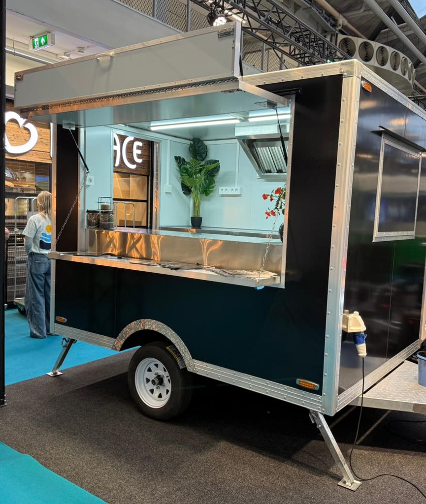 Foodtrailer, Ophalen