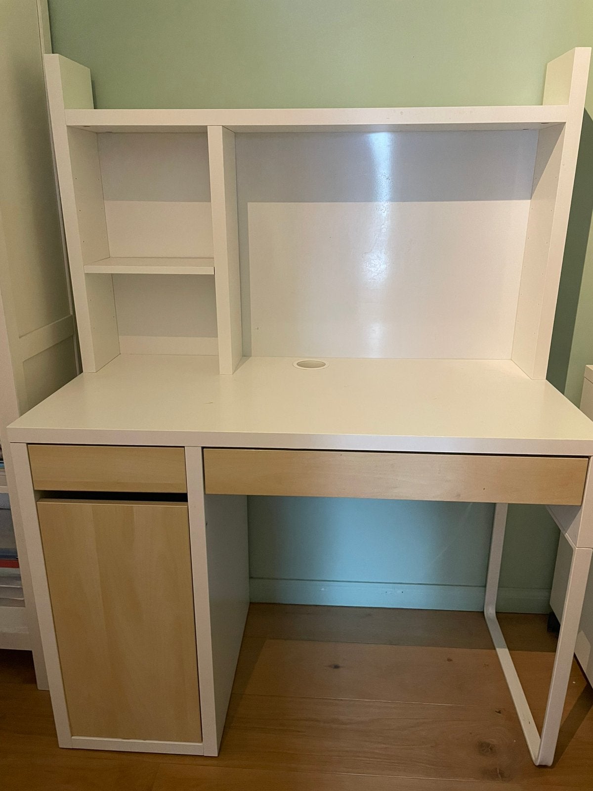 Micke bureau Ikea, Ophalen, 105 cm, Gebruikt, Kabelgoot