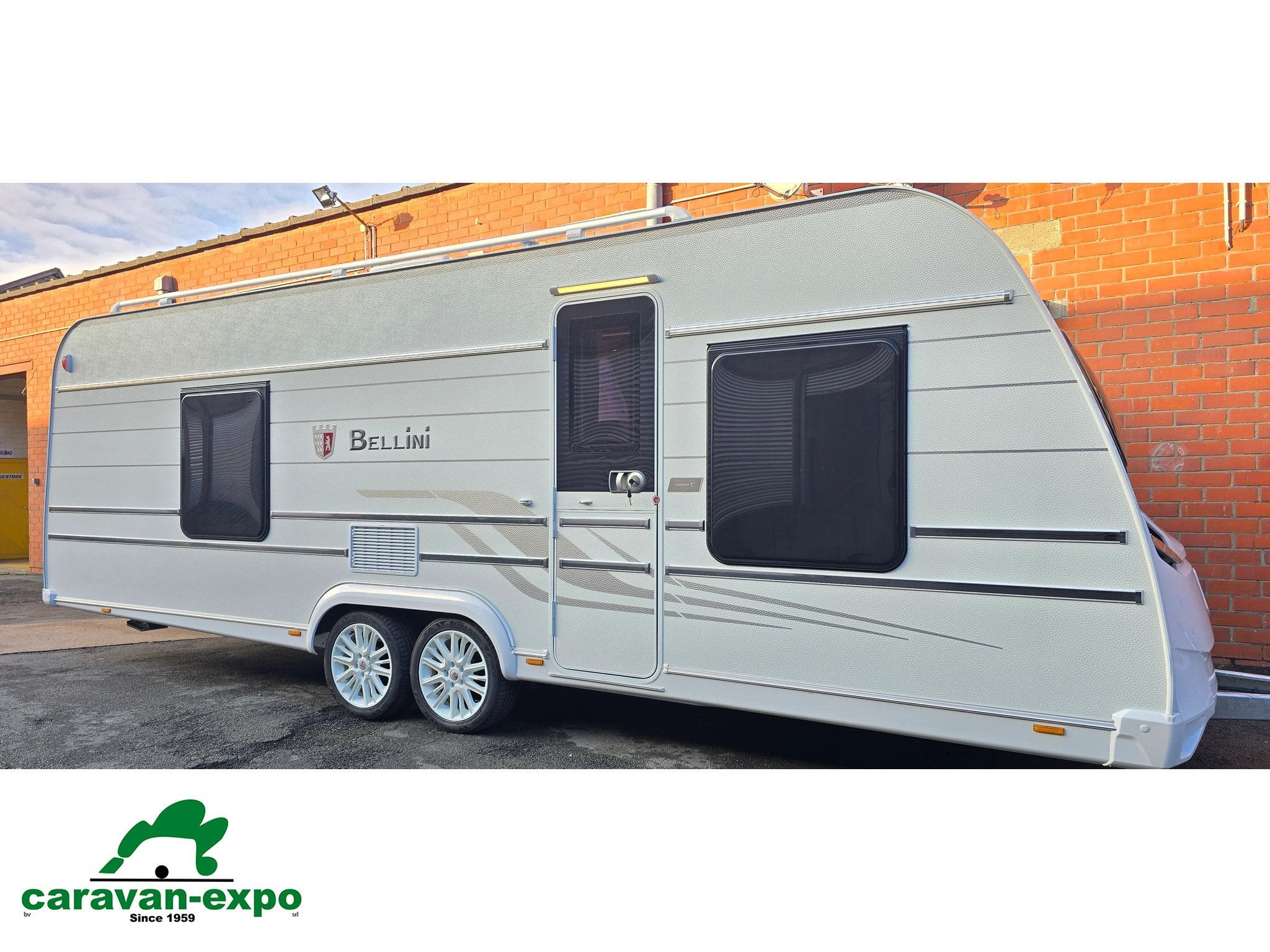TABBERT BELLINI 655 SHTD/F 2026, Caravanes & Camping, Jusqu'à 4, 6 à 7 mètres, Entreprise, Tabbert