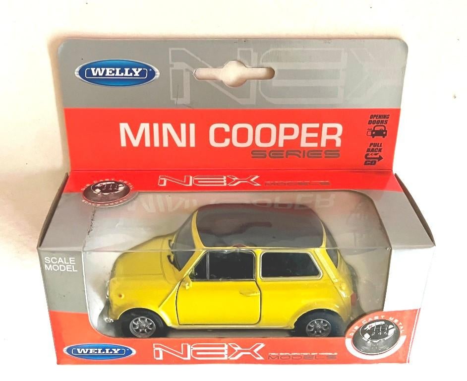 Mini Cooper geel met zwart dak Welly., Ophalen of Verzenden, Zo goed als nieuw, Auto