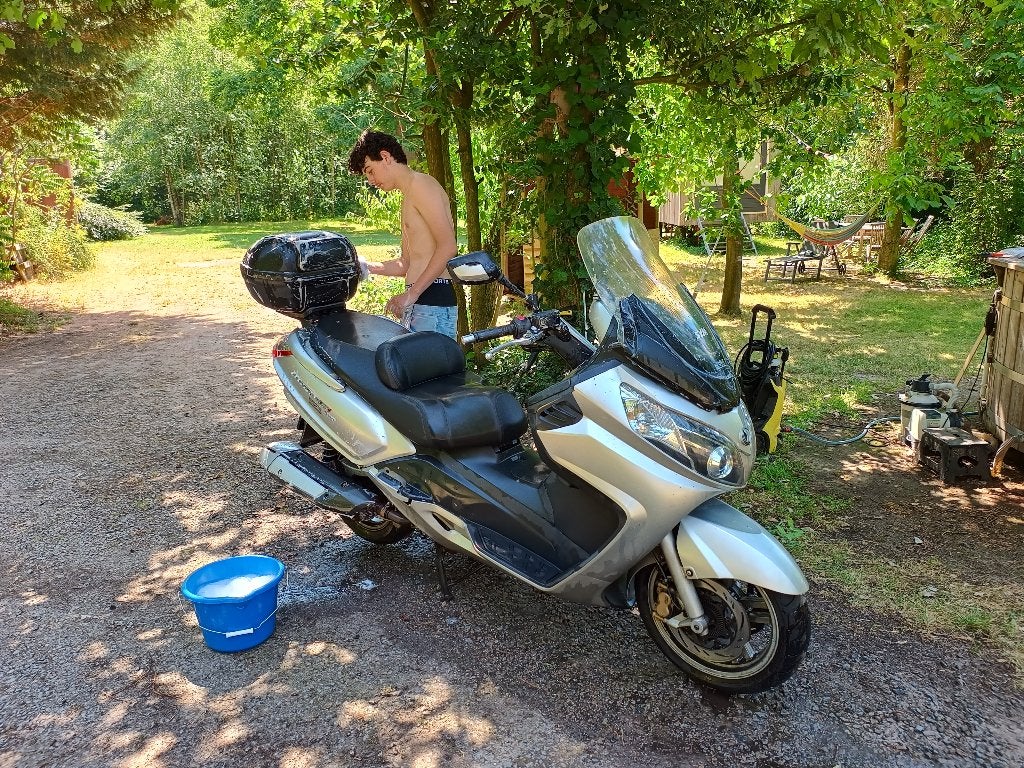 Sym Maxsym 600i, Motoren, Particulier