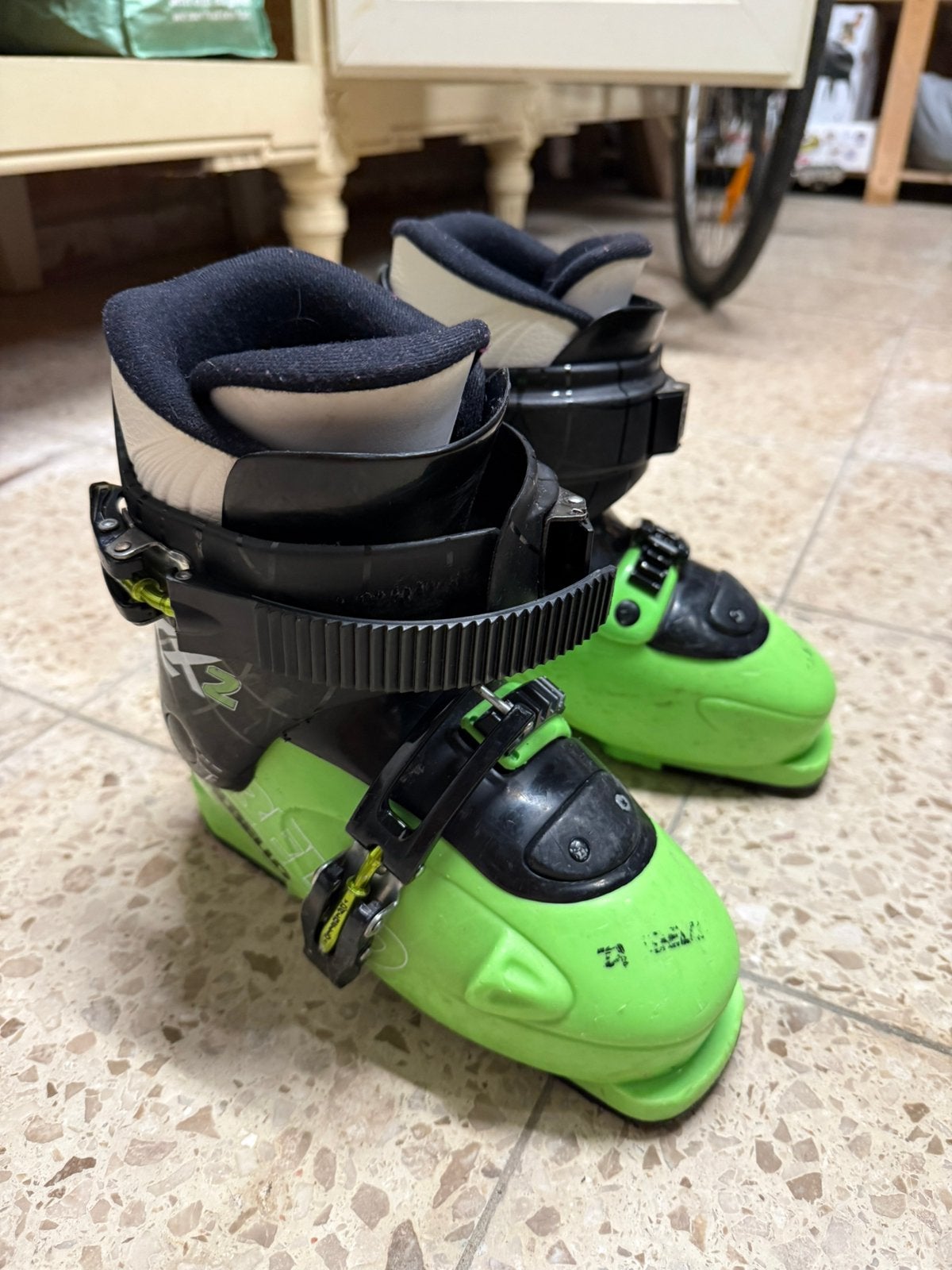 Kinder skibot, Enlèvement, Utilisé, Ski, Chaussures
