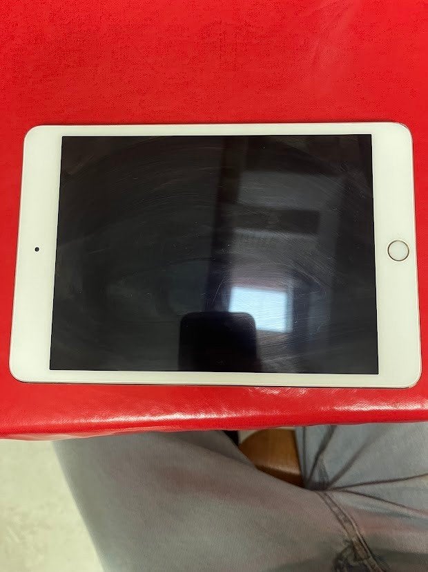 Ipad mini 4, Computers en Software, Gebruikt, 8 inch, Ophalen of Verzenden, Grijs