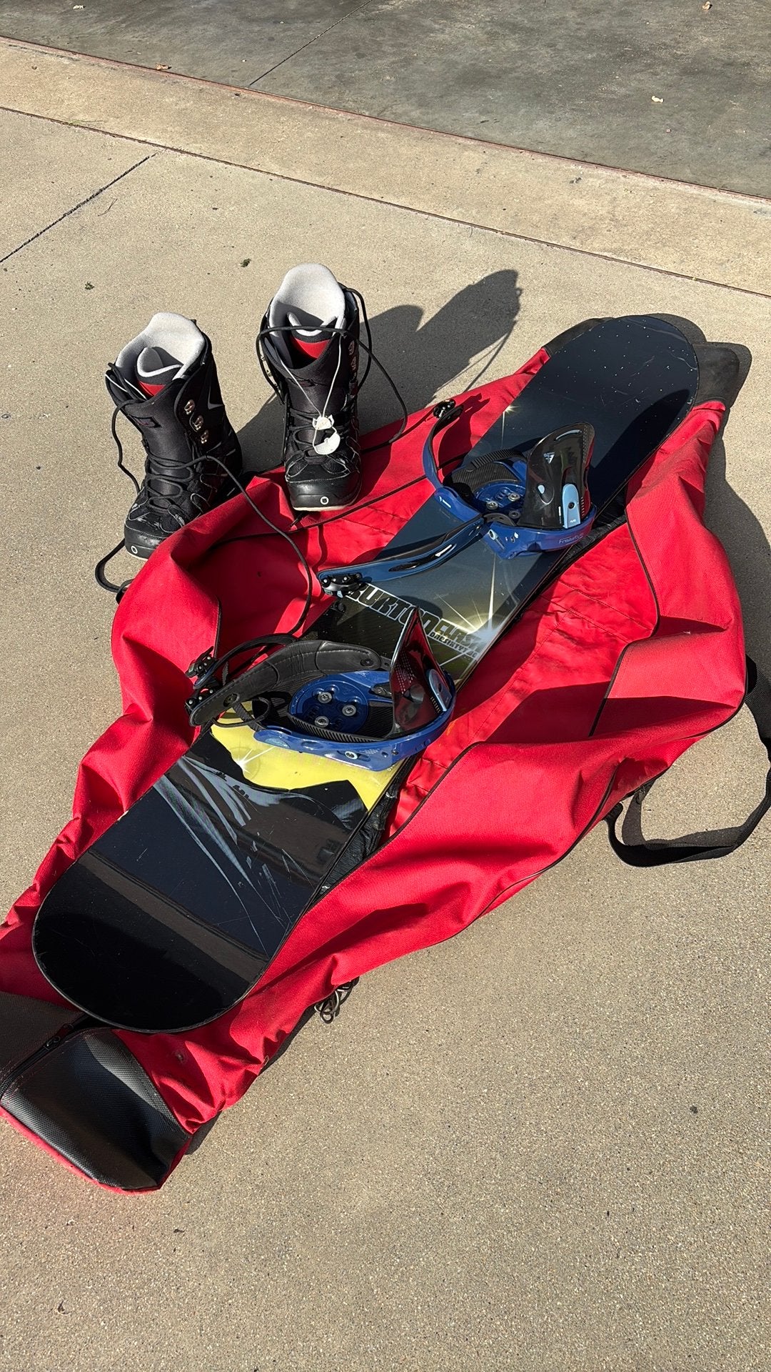 Burton snowboard + boots maat 43., Enlèvement, Comme neuf