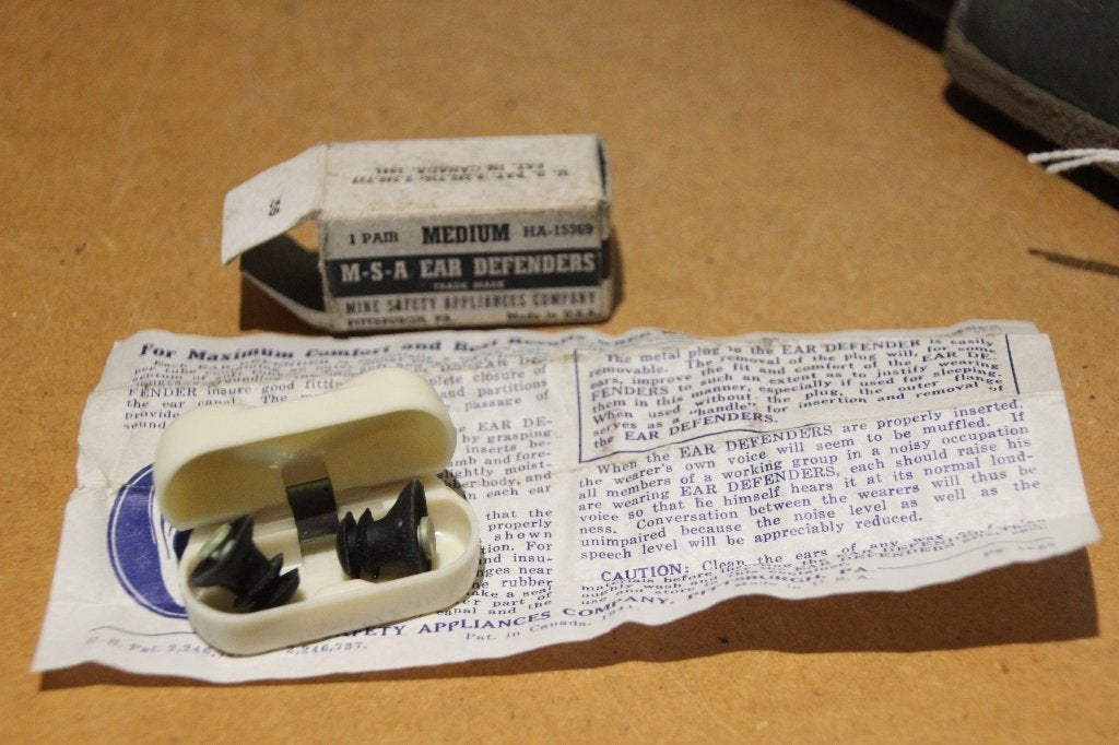 US WW2 "M-S-A EAR DEFENDERS" 1941, Collections, Objets militaires | Seconde Guerre mondiale, Envoi, Armée de l'air, Vêtements ou Chaussures