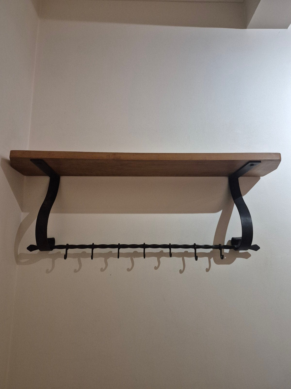 Kapstok van smeedijzer en massief eikenhout, Huis en Inrichting, Ophalen of Verzenden, Zo goed als nieuw, Wandhaken