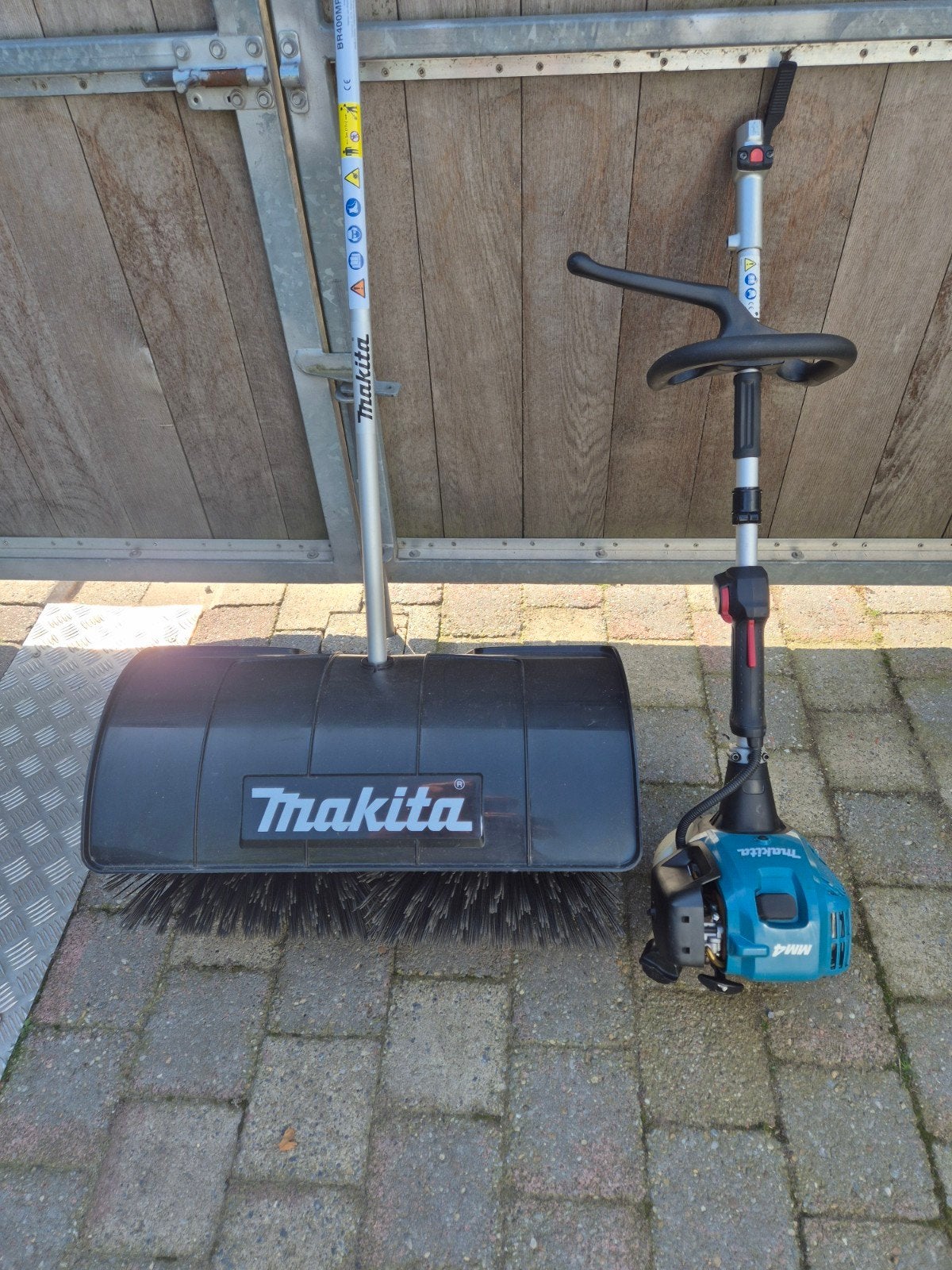 Système combiné  Makita EX2650LH avec brosse de fixation, Enlèvement, Comme neuf, Autres types, Makita
