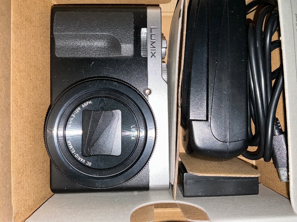 Appareil photo tz99, TV, Hi-fi & Vidéo, Panasonic, Chargeur, Comme neuf, Enlèvement