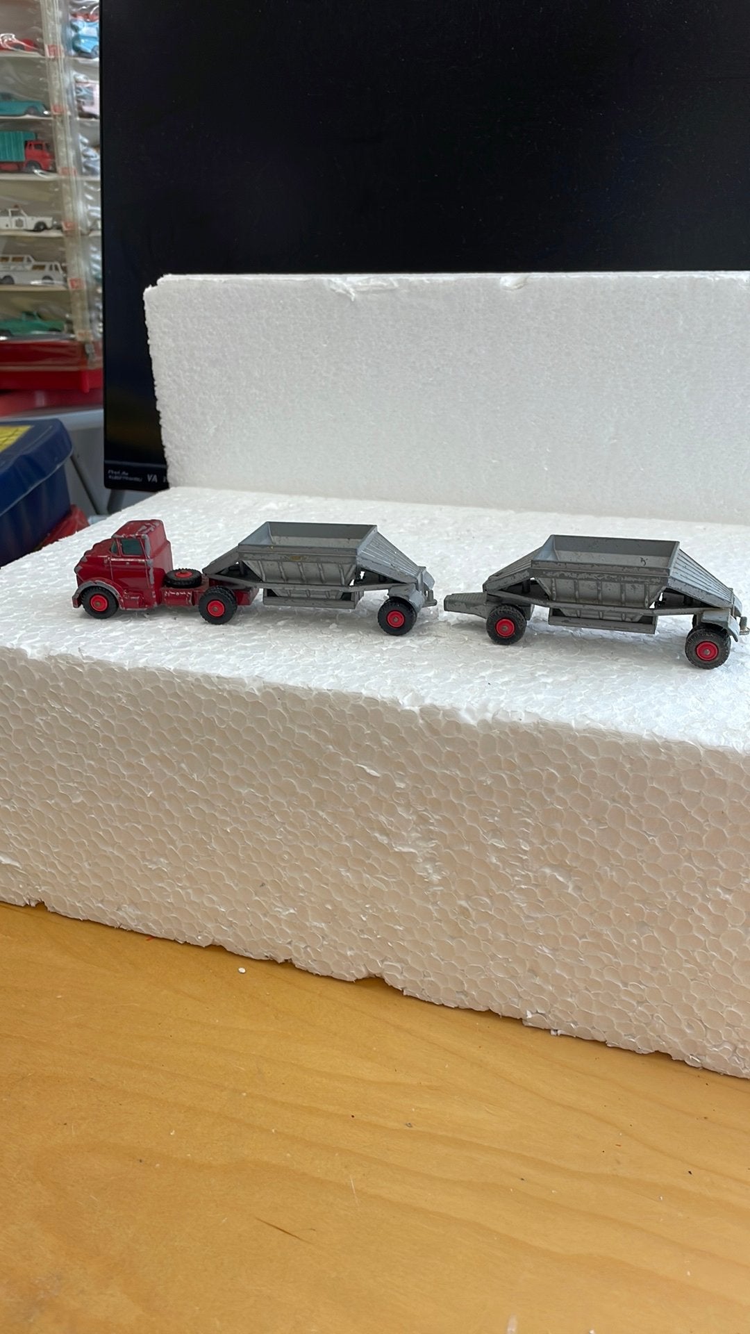 Matchbox Major Pack 4 Fruehauf Hopper, Hobby en Vrije tijd, Ophalen of Verzenden, Zo goed als nieuw