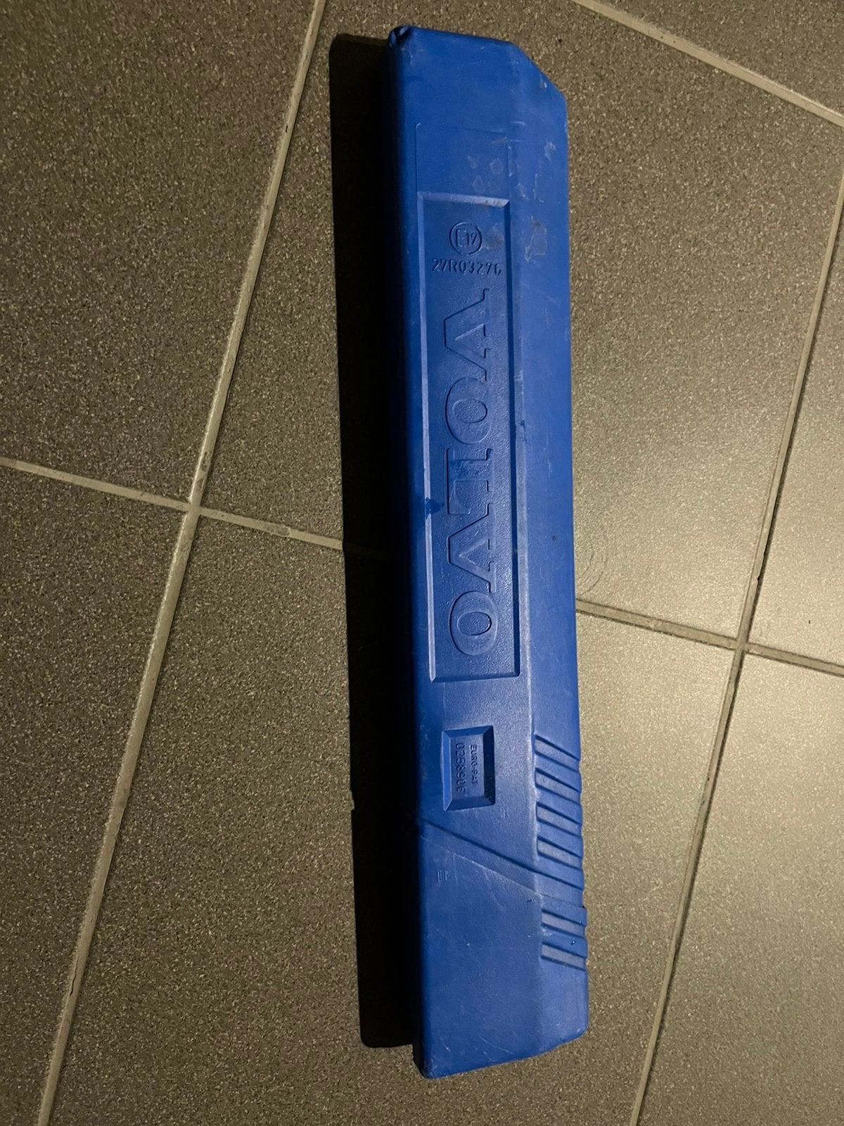 Verkeerdriehoek volvo, Ophalen