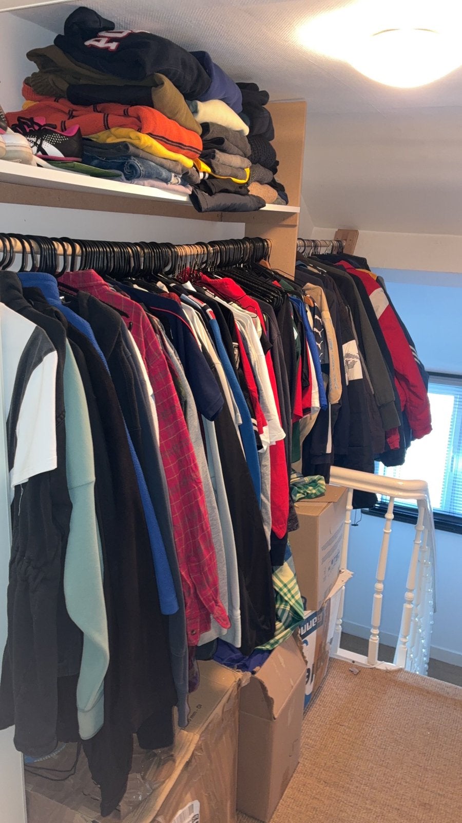 Kledingcollectie (resellers/marktkramers), Enlèvement, Comme neuf, Autres tailles, Autres couleurs