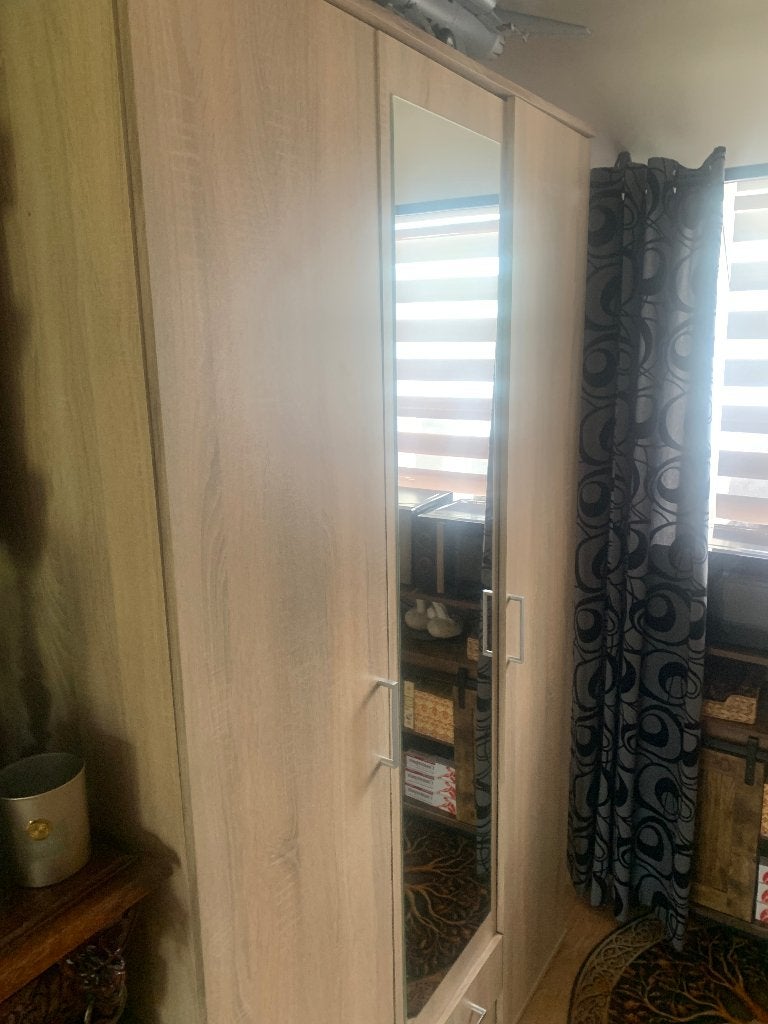 Kast met spiegel 3deuren 2 laden, Huis en Inrichting, Gebruikt, 100 tot 150 cm, Modern, 150 tot 200 cm