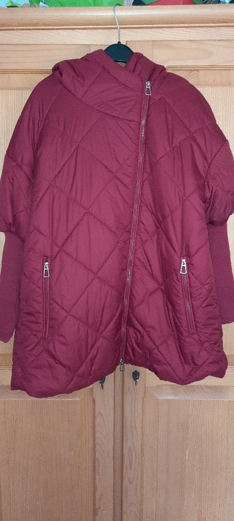 Mooie winterjas maat XL, Ophalen of Verzenden, Zo goed als nieuw, Maat 46/48 (XL) of groter, Rood