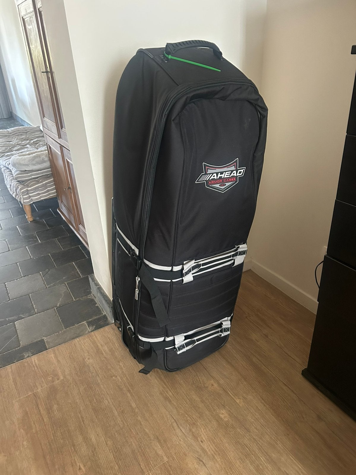 Hardware case Ahead, Enlèvement, Comme neuf