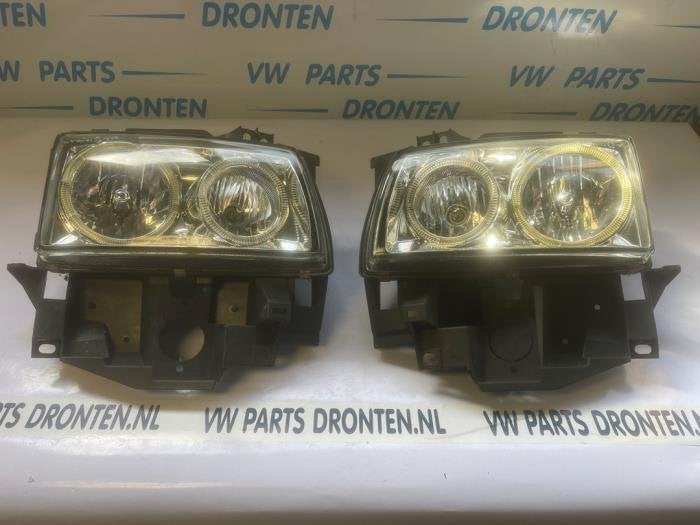 Phare gauche d'un Volkswagen Transporter, Volkswagen, -, 3 mois de garantie, Utilisé