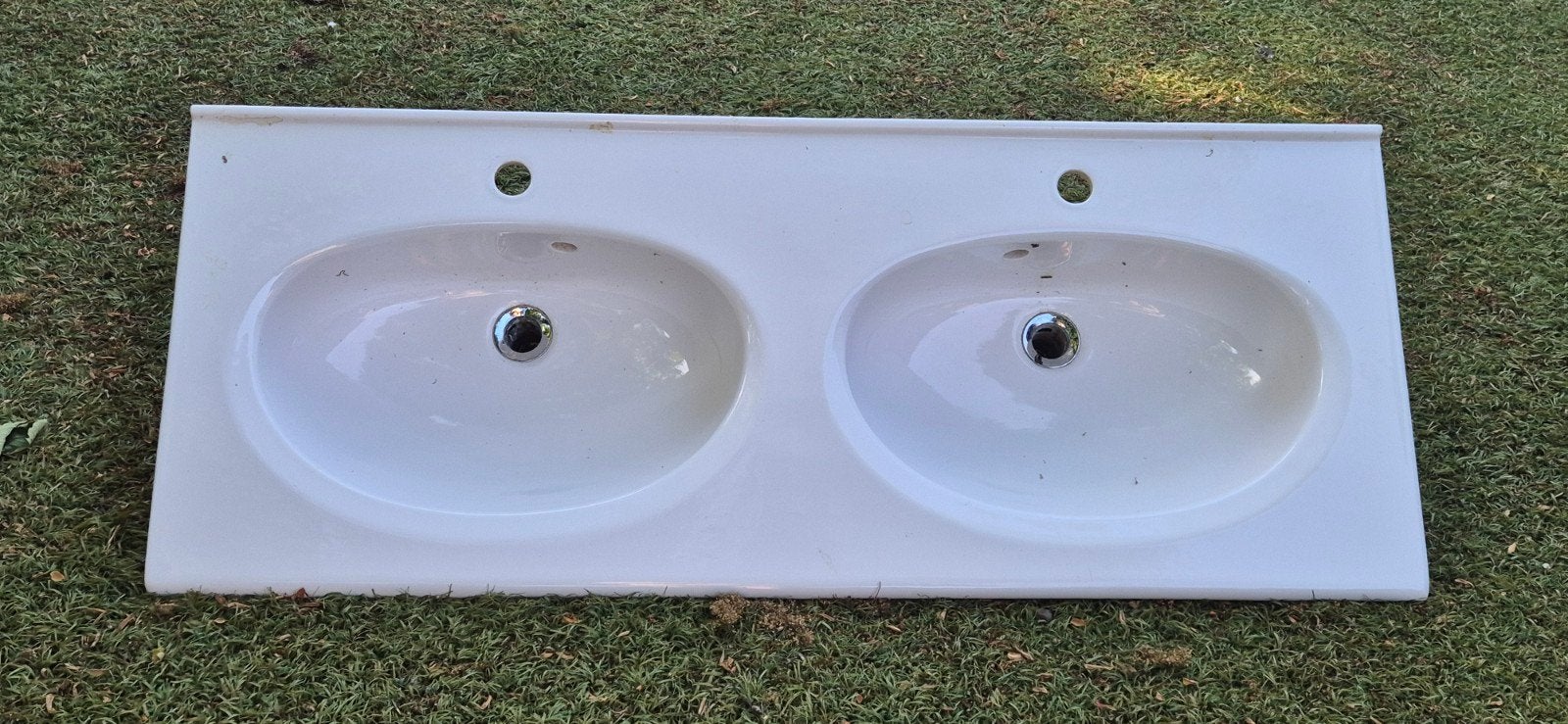 Lavabo (Dubbele Lavabo), Ophalen, Zo goed als nieuw, Steen, Wastafel