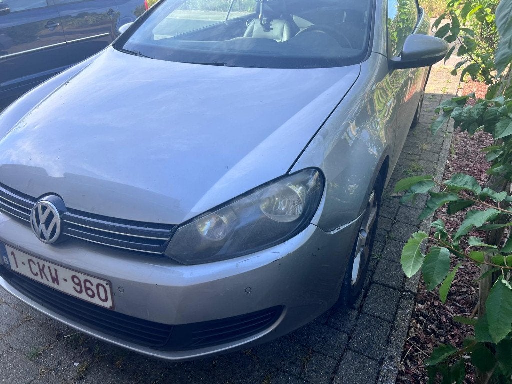 Golf VI 6 Cabriolet 1.6 TDI uit het jaar 2011, Auto's, Zwart, Cabriolet, Overige bekleding, Lederen bekleding