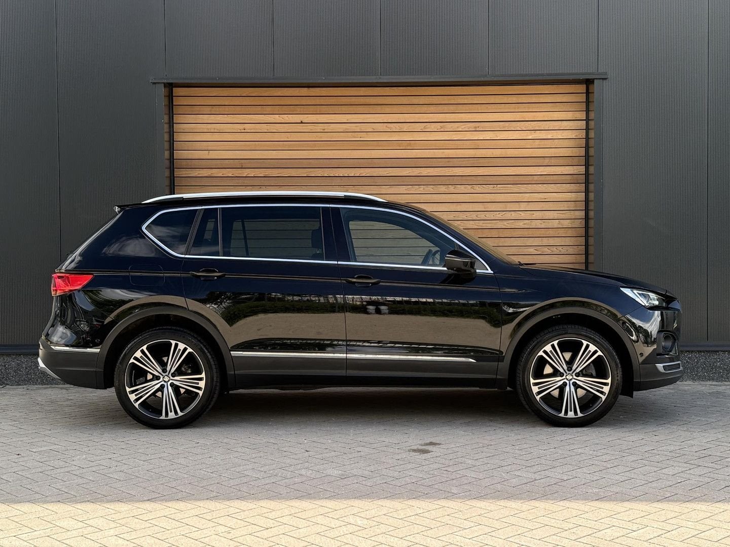Seat Tarraco 2.0 TSI 4DRIVE Xcellence 7p. TREKHAAK 2200KG|AC, Auto's, Zwart, Bedrijf, SUV of Terreinwagen, Onderhoudsboekje