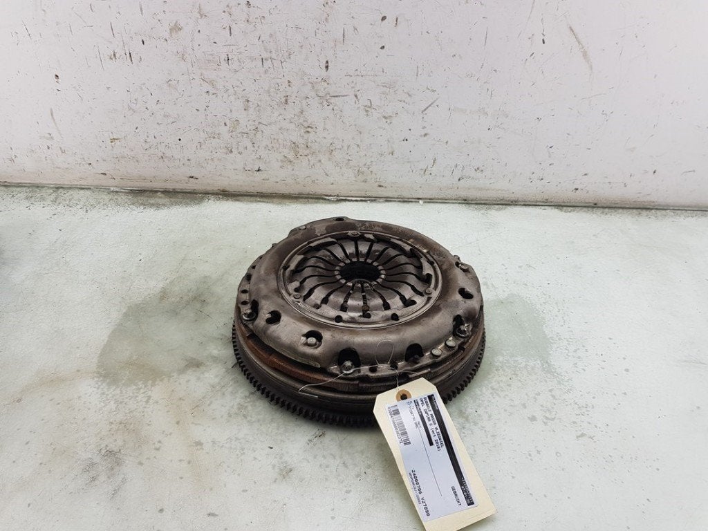VOLANT MOTEUR BI-MASSE Opel Zafira Tourer (P12), Autos : Pièces & Accessoires, Opel, Opel Automobile GmbH, Utilisé, Kontakt-opel@opel.com