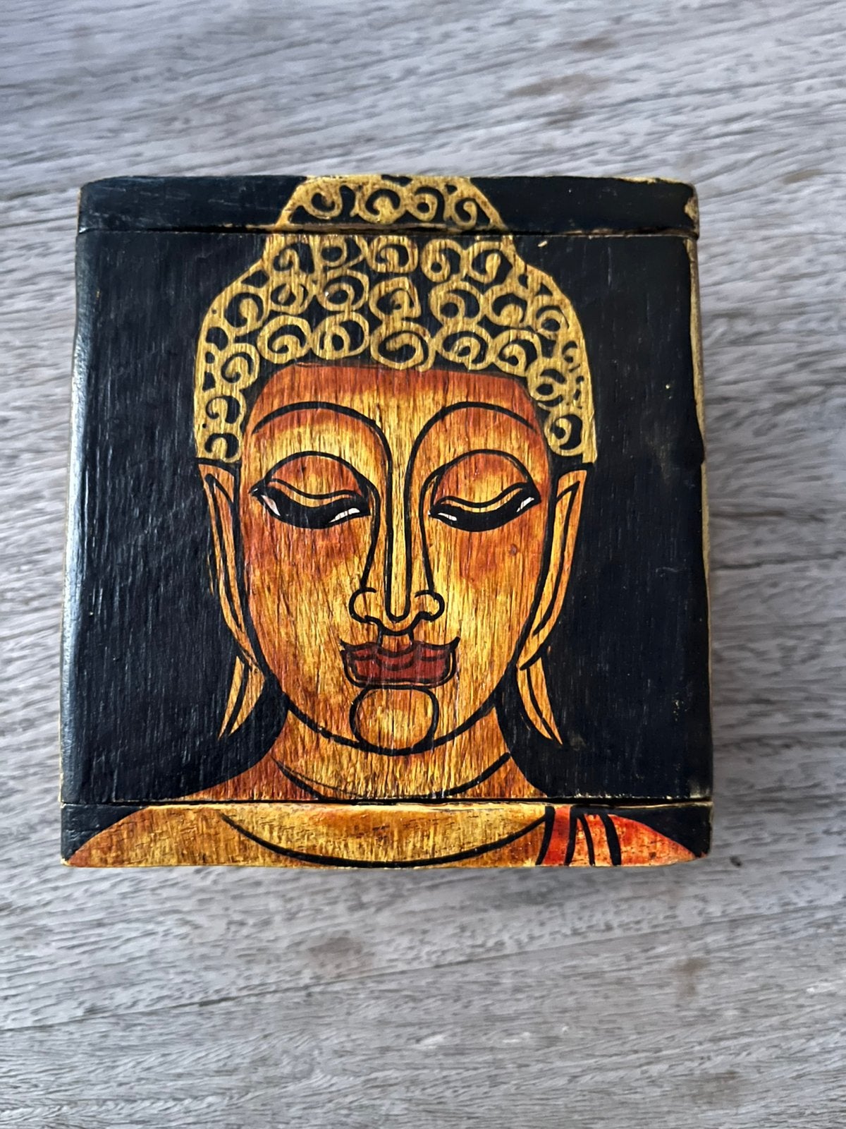 Houten Boeddha juwelenkistje, Ophalen