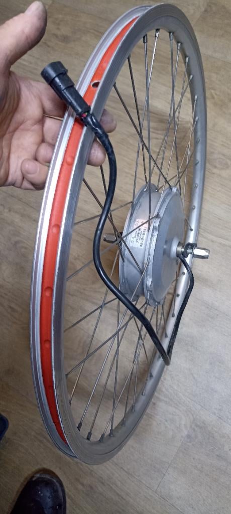 Roue électrique avant 28 pouces 24  Batavus Sparta Koga., Enlèvement, Comme neuf, Batavus