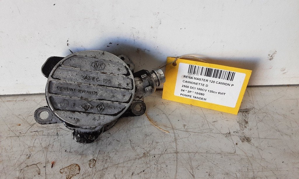 VACUUM POMPE Renault Master II (ED / HD / UD) (8200102535B), Renault, Mevr. I. Hauben, Utilisé, Rue de l'Espoir 34 34
4030  GRIVEGNÉE, BE