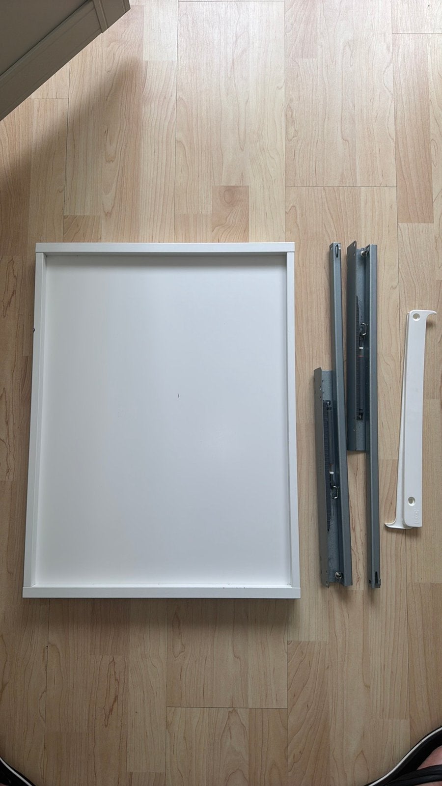 Plateau coulissant pax IKEA, Enlèvement, Comme neuf
