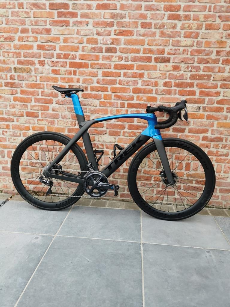 Trek Madone SL7 Disc Ulegra Di2 + extra set Dt Swiss PR 1600, Ophalen
