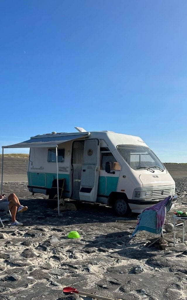 Le Voyageur camper Peugeot J5 1993, Caravans en Kamperen, Mobilhomes, Chemisch toilet, Ringverwarming, Particulier, 4 tot 5 meter