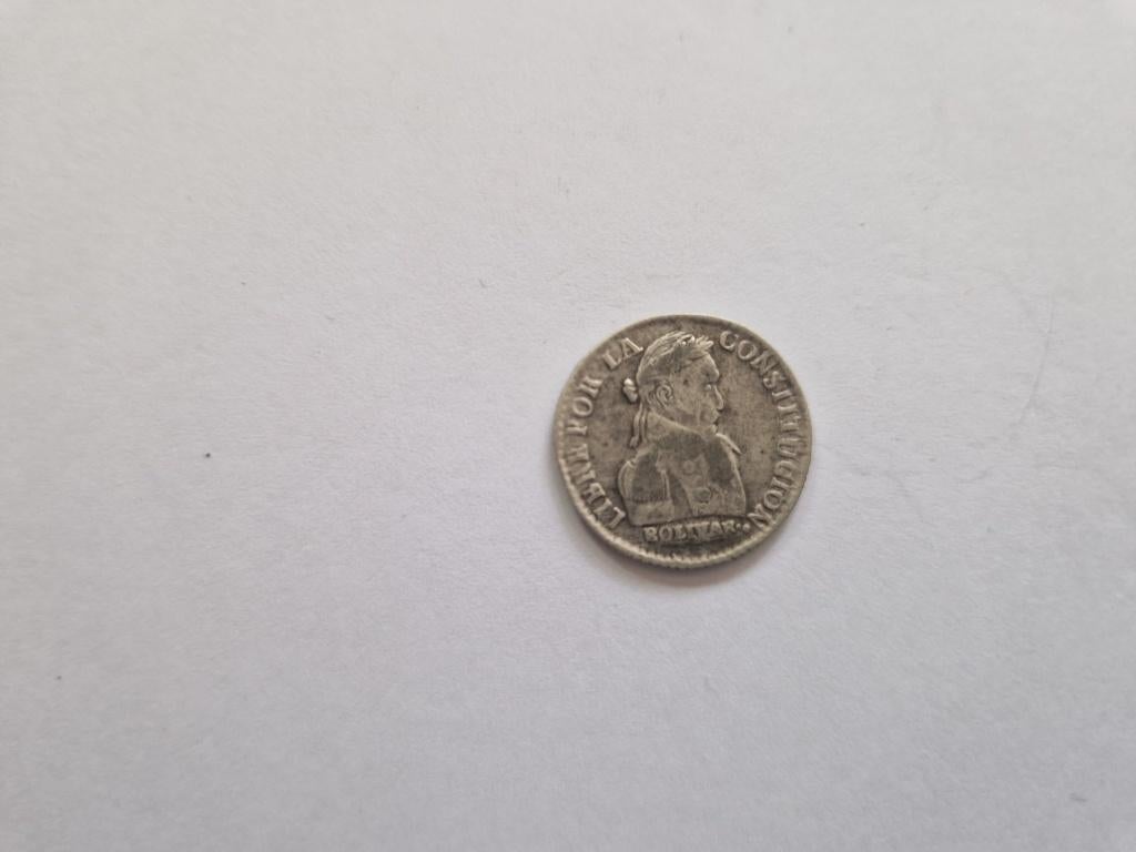 Lot 2 munten Bolivië uit 1830, Ophalen of Verzenden, Zuid-Amerika, Setje, Zilver