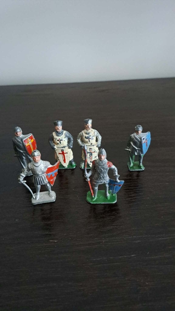 chevaliers en plomb, Enlèvement ou Envoi