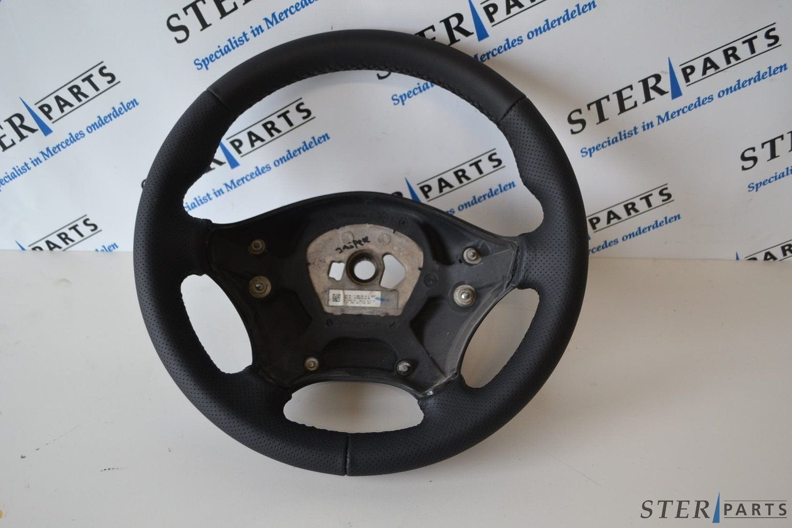 Stuur Mercedes-Benz Sprinter W906 Face Lift A 9064640401, Neuf, -, -, Enlèvement ou Envoi