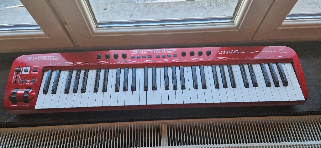 Piano interface midi/usb (clavier maître), Musique & Instruments, Pianos, Autres couleurs, Digital, Enlèvement, Utilisé