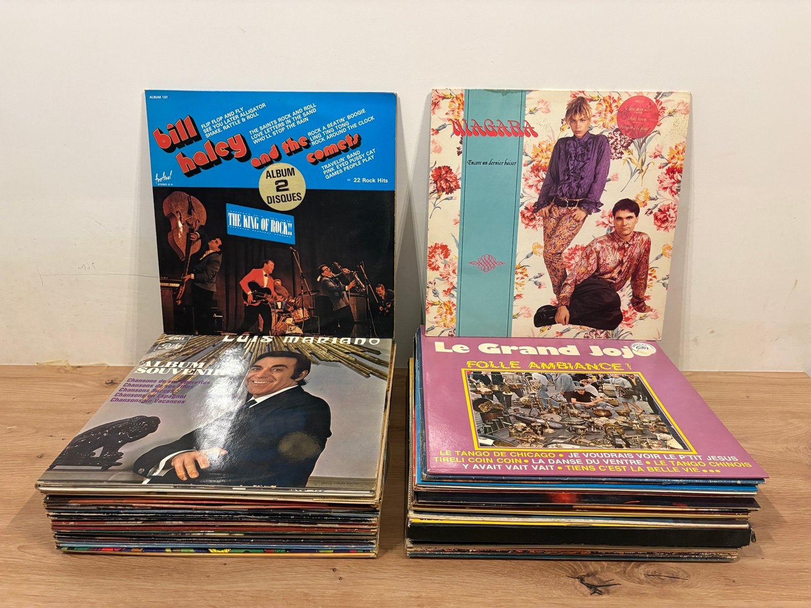 55 vinyles rétro (Niagara, Le Grand Jojo, Bill Haley, …), CD & DVD, Enlèvement, Comme neuf, Classique