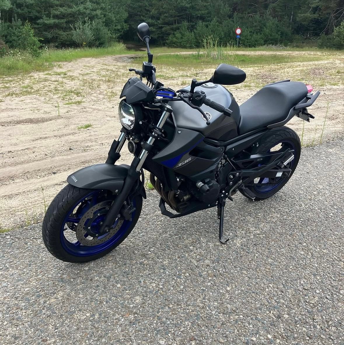 Yamaha XJ6 Naked, Motoren, Particulier