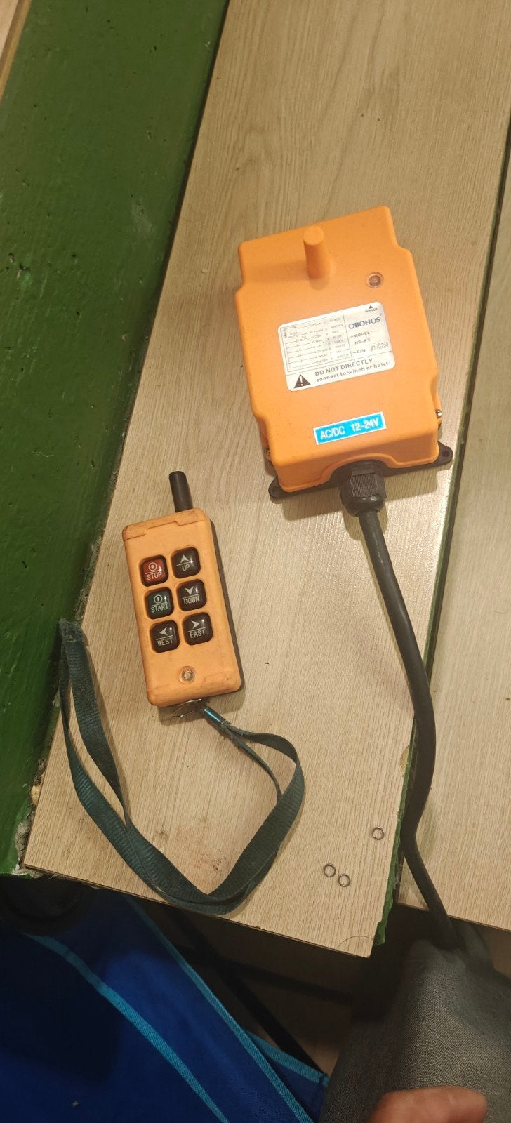 Hayon télécommandé pour camions, 24 V,, Enlèvement ou Envoi